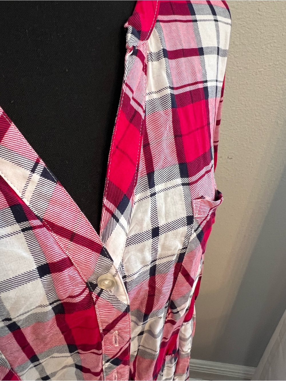 Torrid Plaid Button-Up Blouse Size 3 (22/24) - Picture 3 of 6